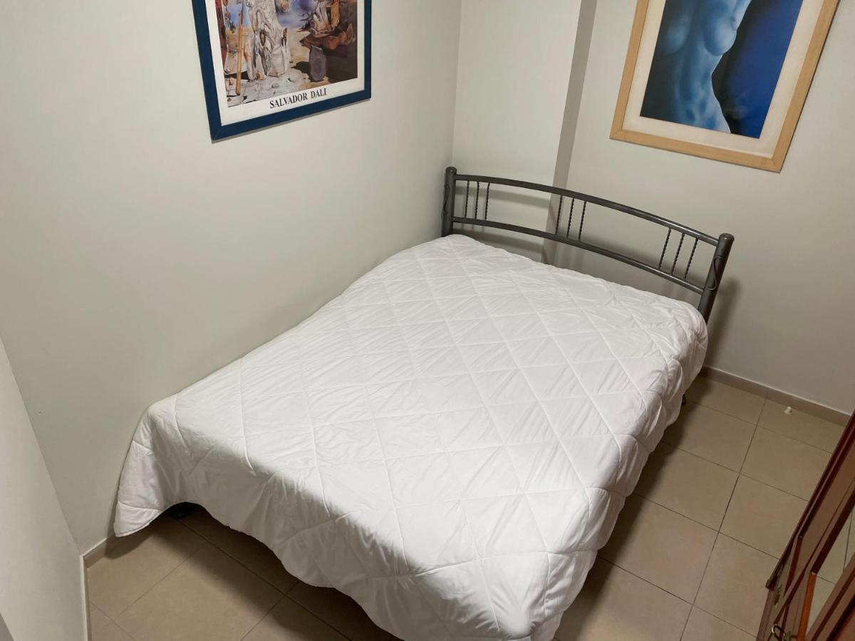 Isralux Apartments Бат Ям Екстериор снимка