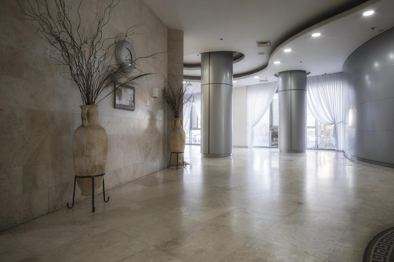 Isralux Apartments Бат Ям Екстериор снимка