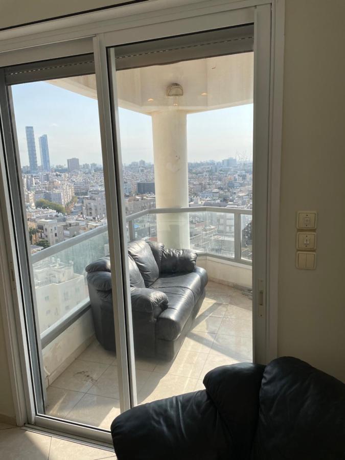 Isralux Apartments Бат Ям Екстериор снимка