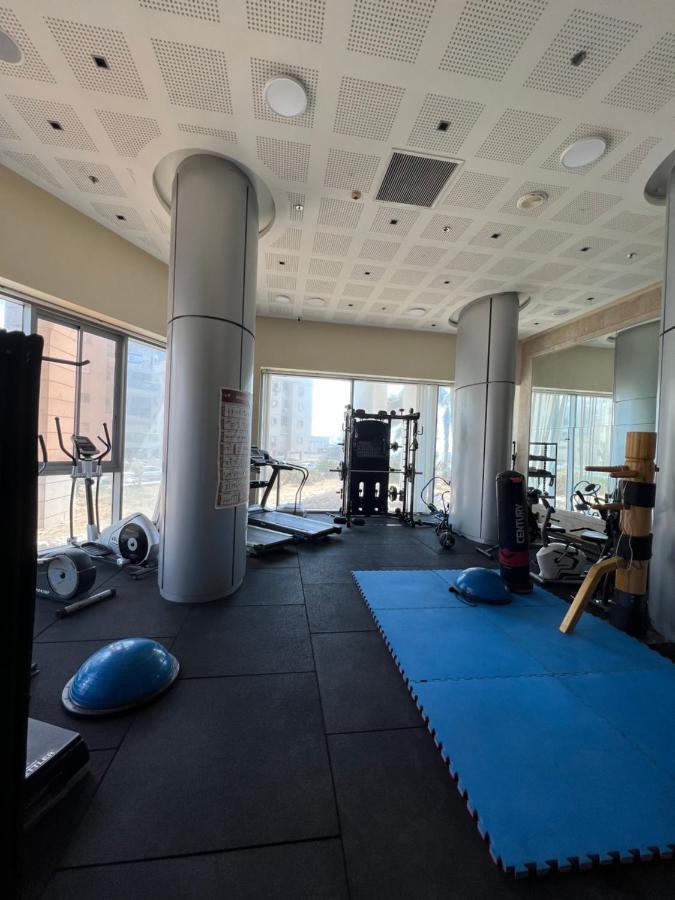 Isralux Apartments Бат Ям Екстериор снимка